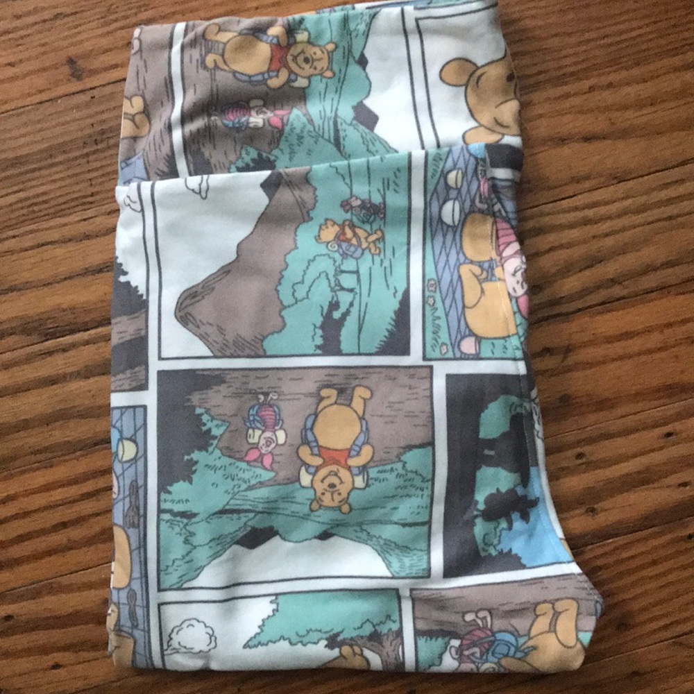 BNWT LuLaRoe OS Winnie the Pooh Comic Leggings